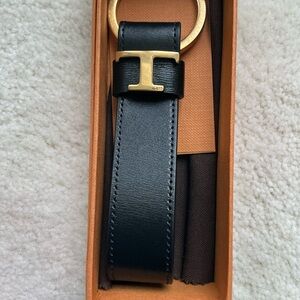 TOD’S BLACK LOGO MEN’S KEYCHAIN KEY RING FOB IN BOX